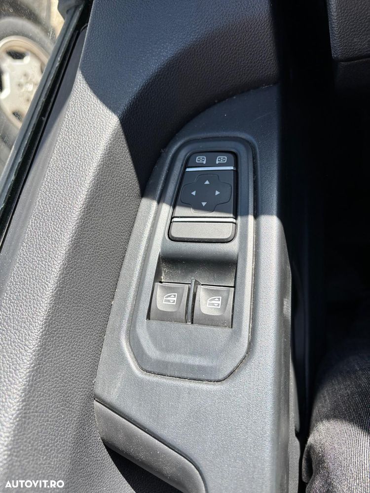 Renault TRAFIC - 15
