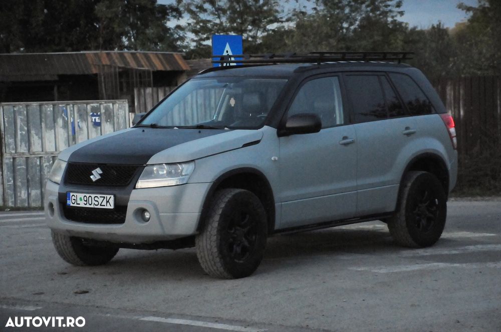 Suzuki Grand Vitara - 2