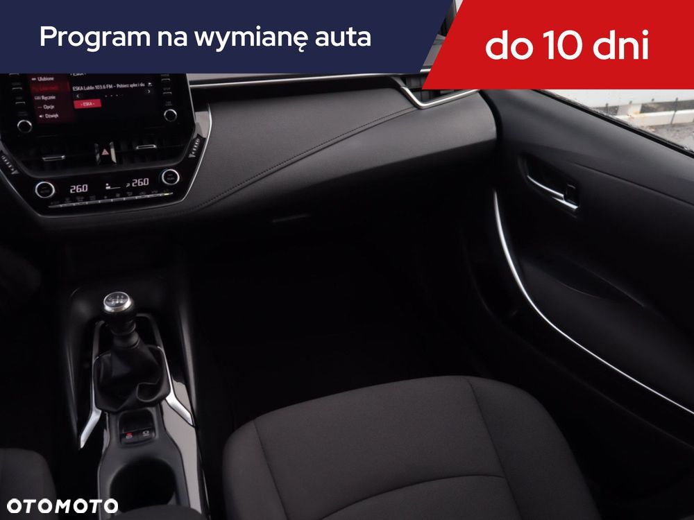 Toyota Corolla - 10