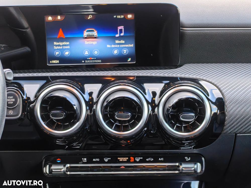 Mercedes-Benz A 180 d Sedan 8G-DCT - 20