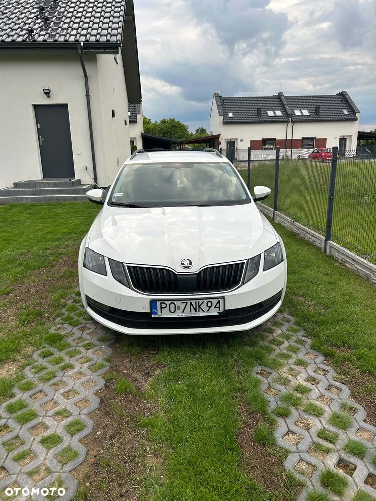 Skoda Octavia 1.6 TDI SCR 4x4 Ambition - 2
