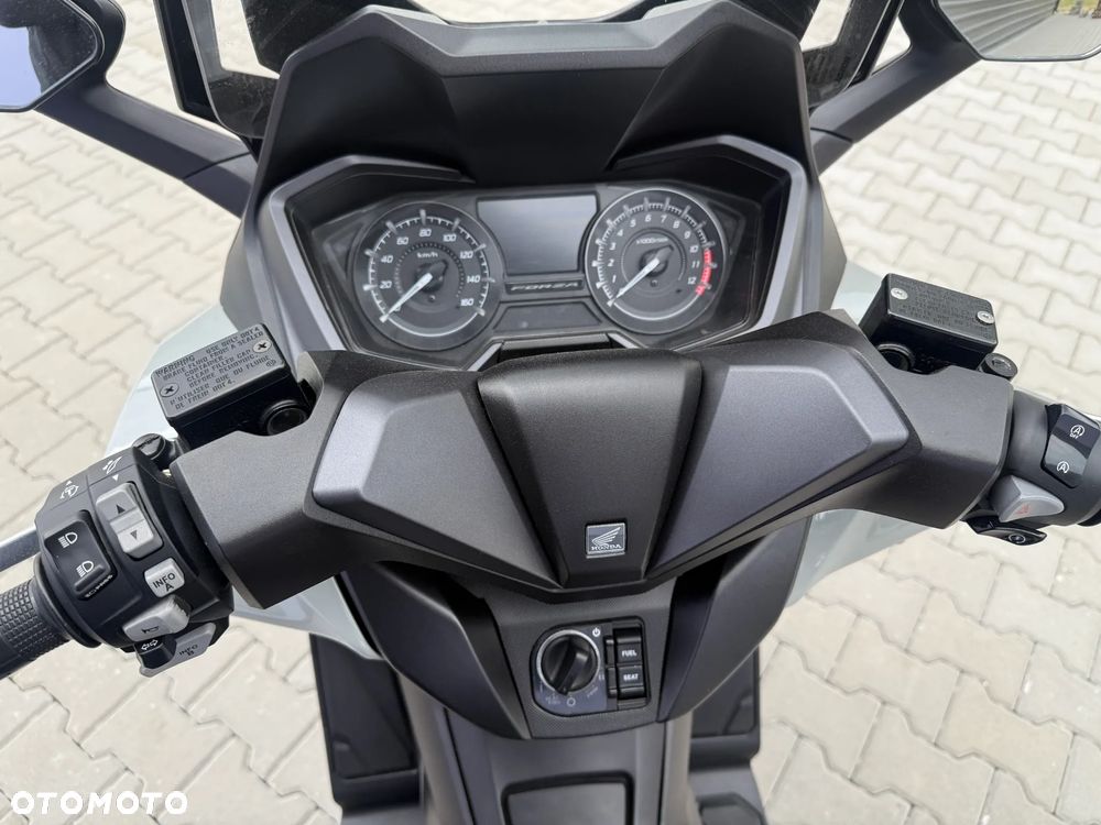 Honda NSS - 9