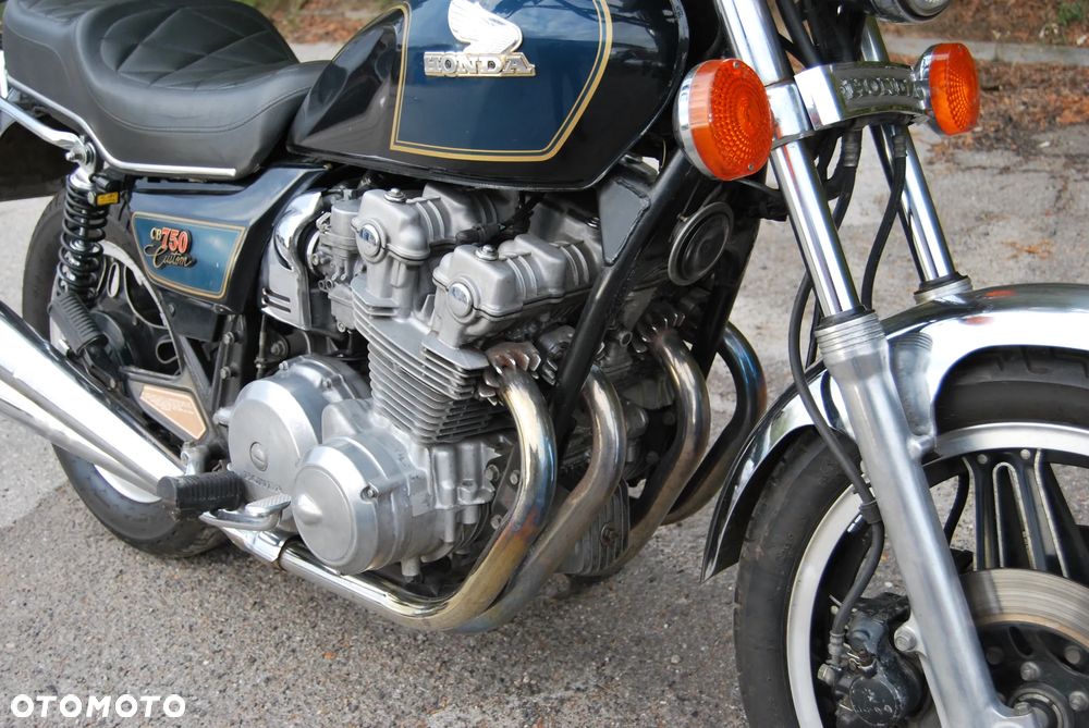 Honda CB - 3