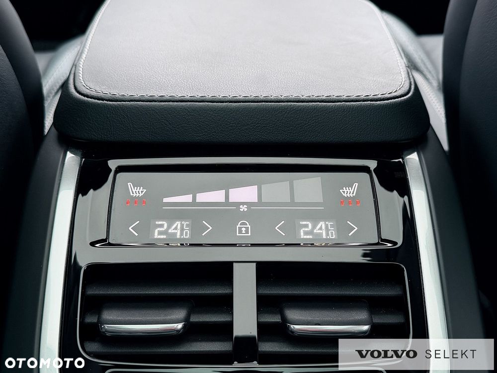 Volvo XC 90 - 20