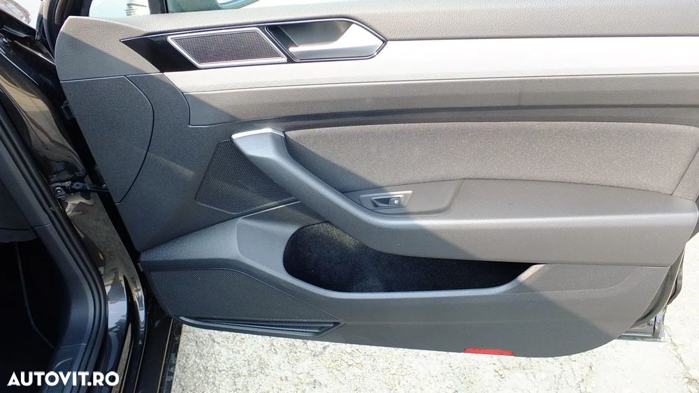 Volkswagen Passat 2.0 TDI DSG (BlueMotion Technology) Comfortline - 31