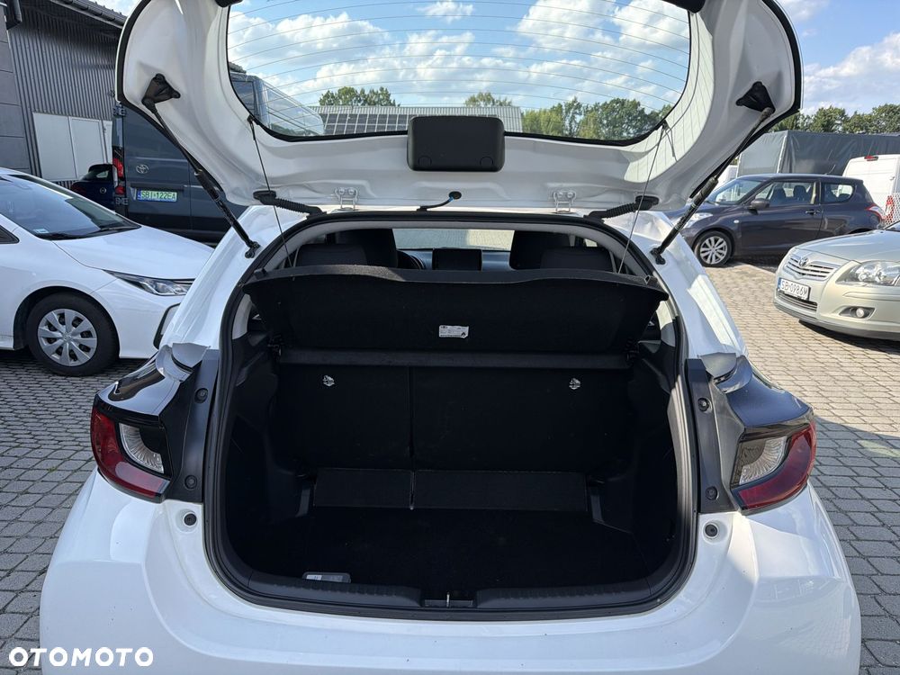 Toyota Yaris 1.5 Comfort - 13
