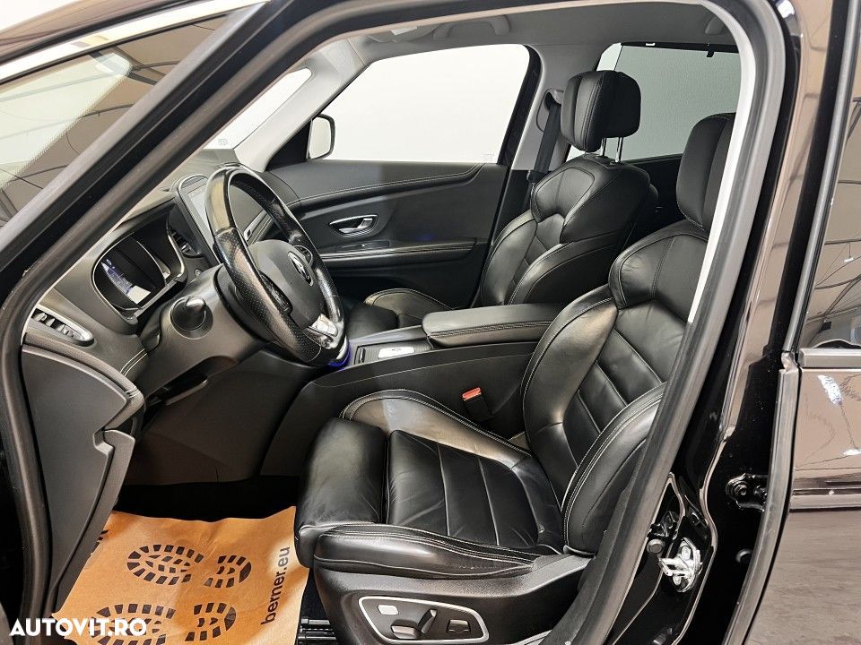 Renault Grand Scenic - 6