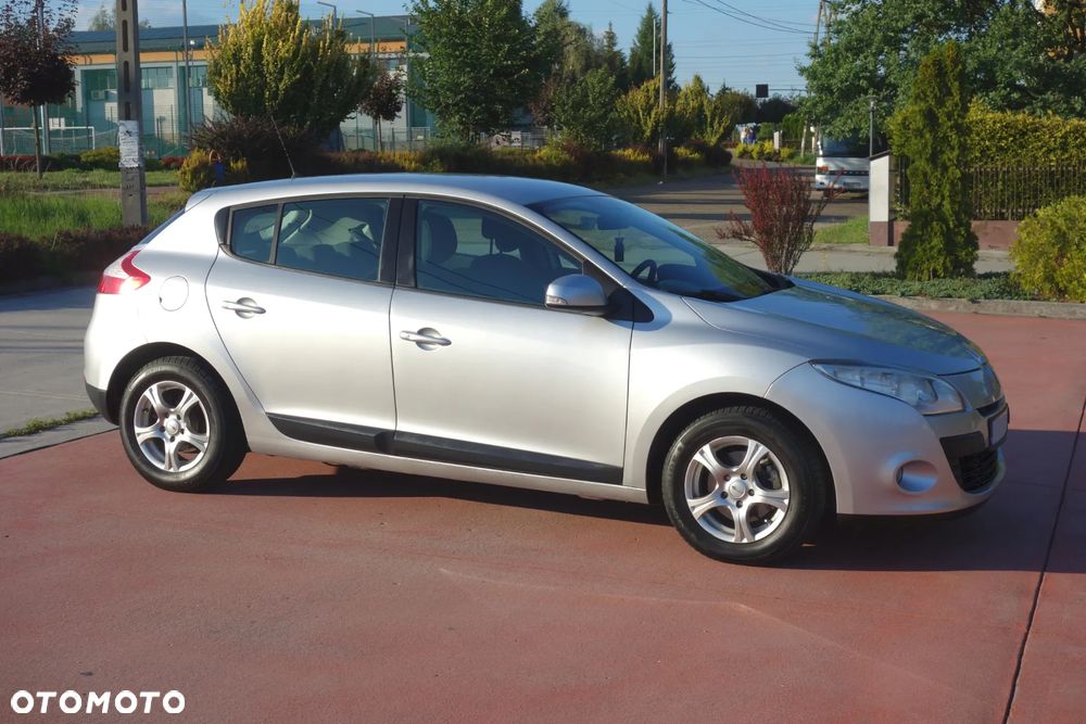 Renault Megane - 2