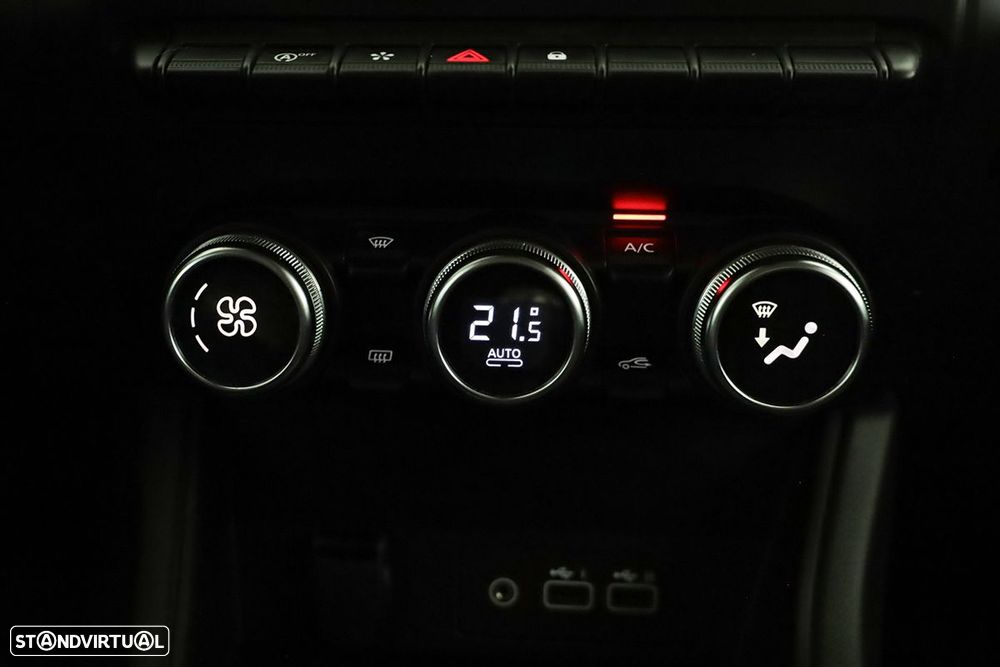 Renault Captur 1.0 TCe Techno Bi-Fuel - 13