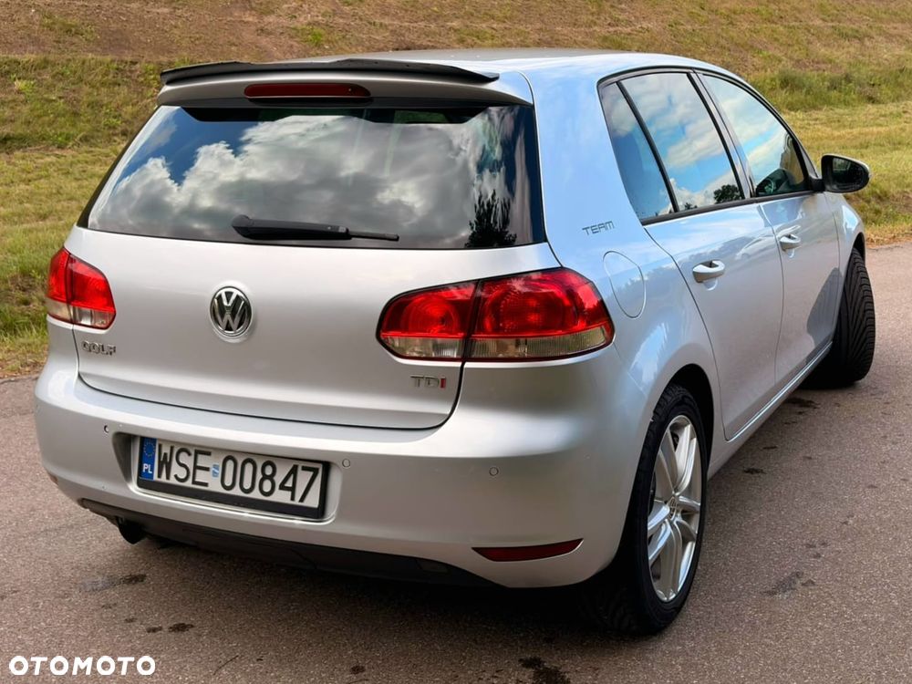 Volkswagen Golf 1.6 TDI Comfortline - 5
