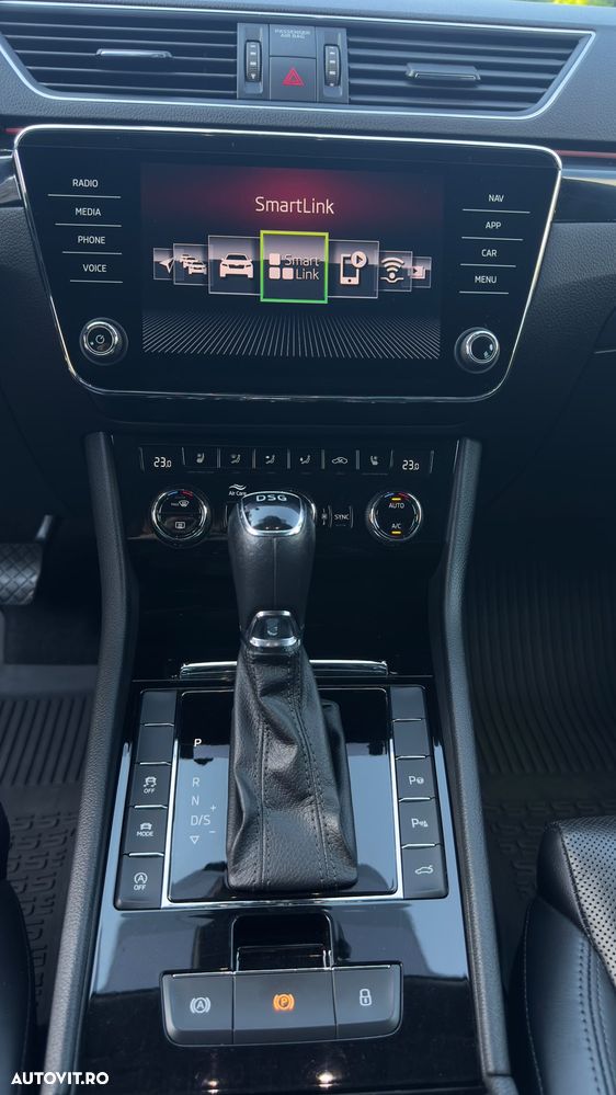 Skoda Superb 2.0 TDI DSG Laurin & Klement - 15