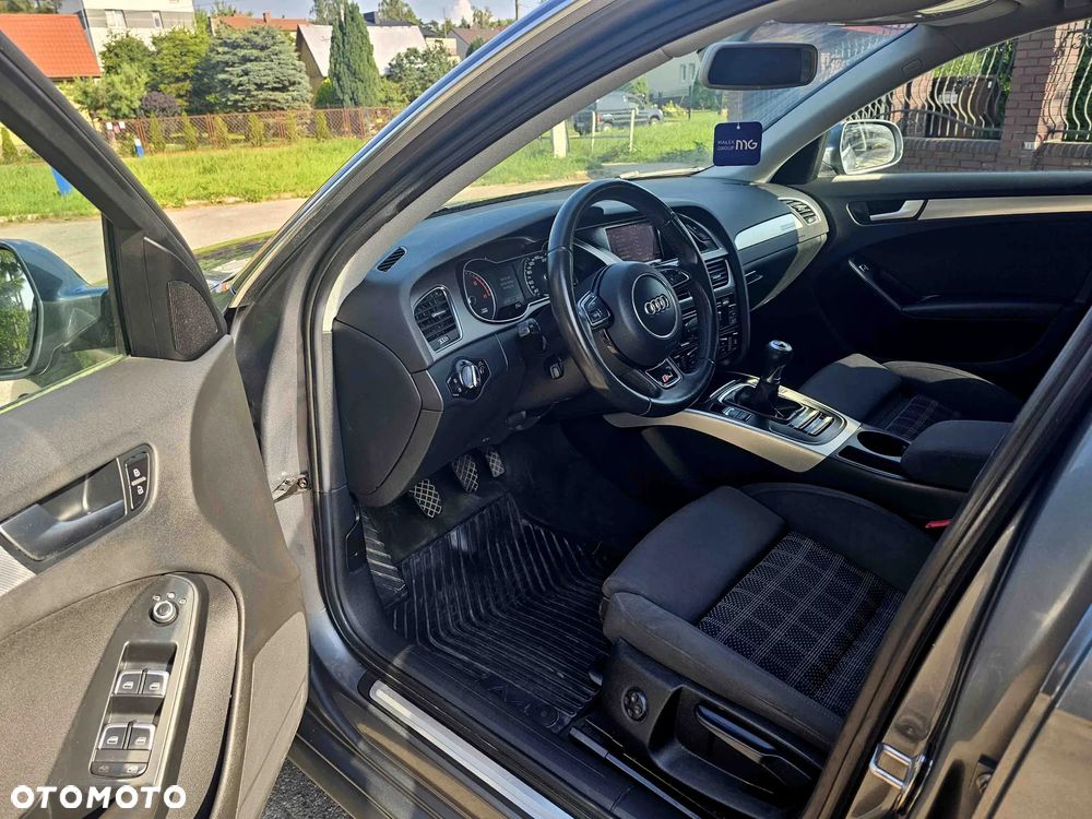 Audi A4 Avant 2.0 TDI DPF quattro Attraction - 15