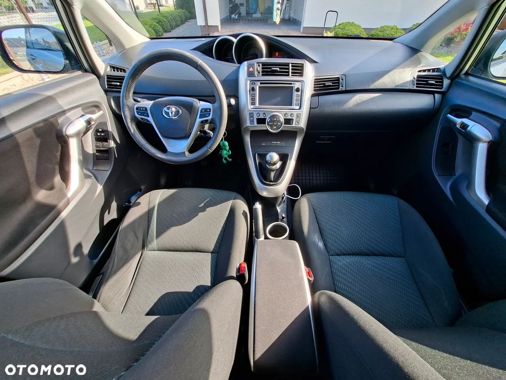 Toyota Verso 1.6 Sol EU5 - 12