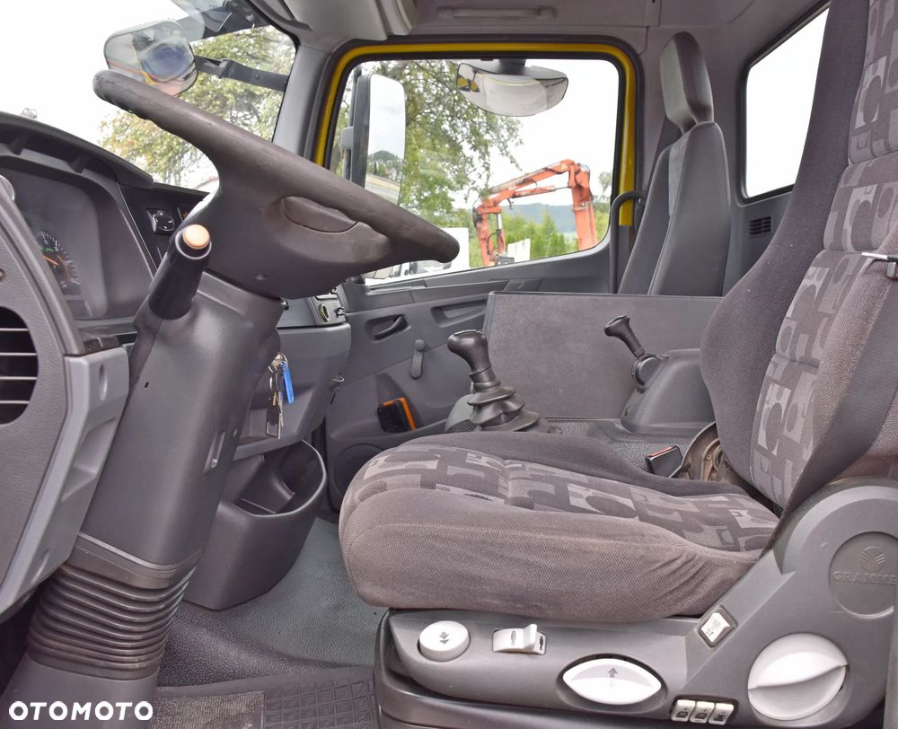 Mercedes-Benz Atego 818 * WYWROTKA 4,05 m + PK 6501 A * STAN BDB - 9