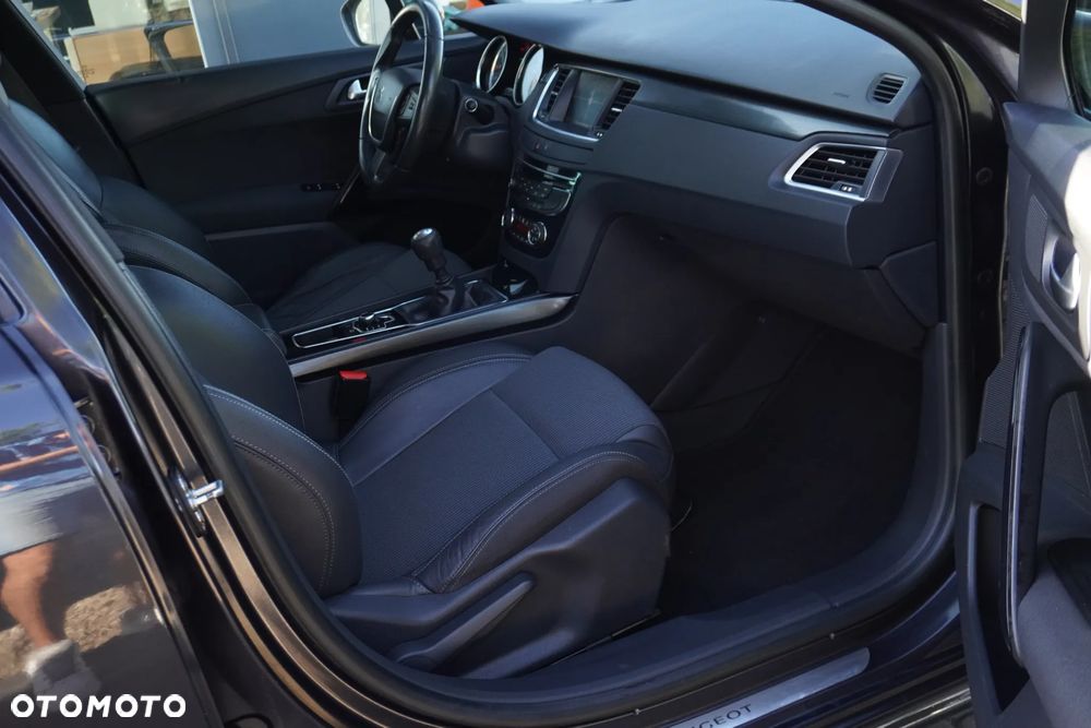 Peugeot 508 1.6 T Business Line - 30
