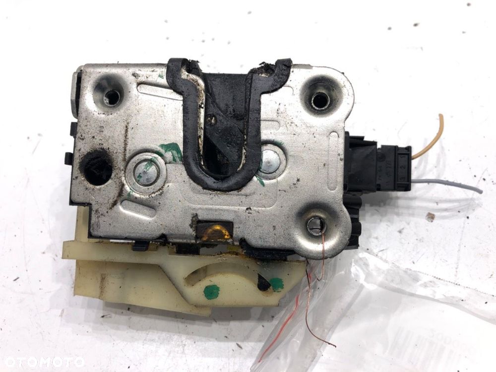 ZAMEK DRZWI LEWY PRZÓD  DACIA LODGY (JS_) 2012 - 2022 1.6 SCe 100 75 kW [102 KM] benzyna 2015 - - 1