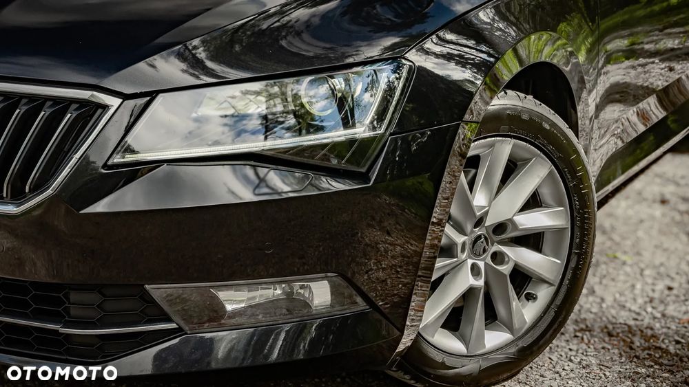Skoda Superb 2.0 TDI 4x4 Ambition DSG - 2