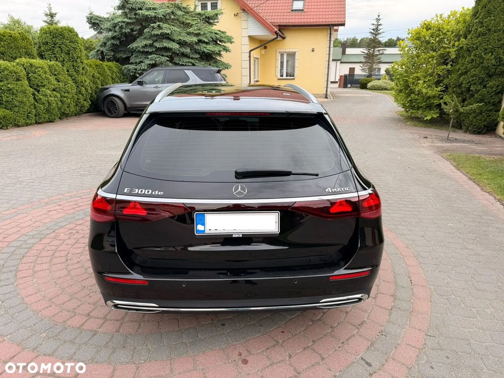 Mercedes-Benz Klasa E 300 de PHEV 4-Matic Avantgarde 9G-Tronic - 26
