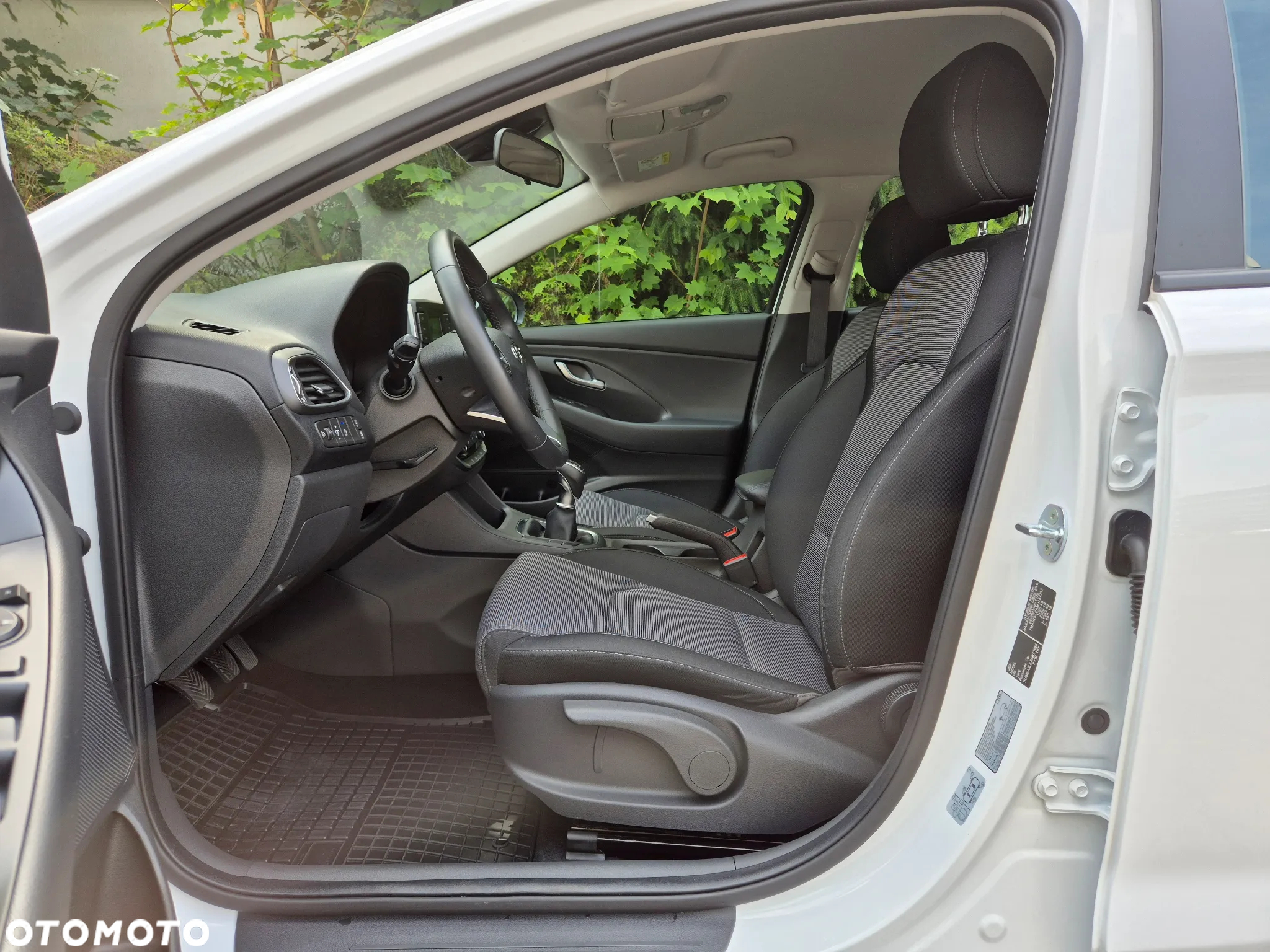 Hyundai i30 1.5 DPI Classic + - 12