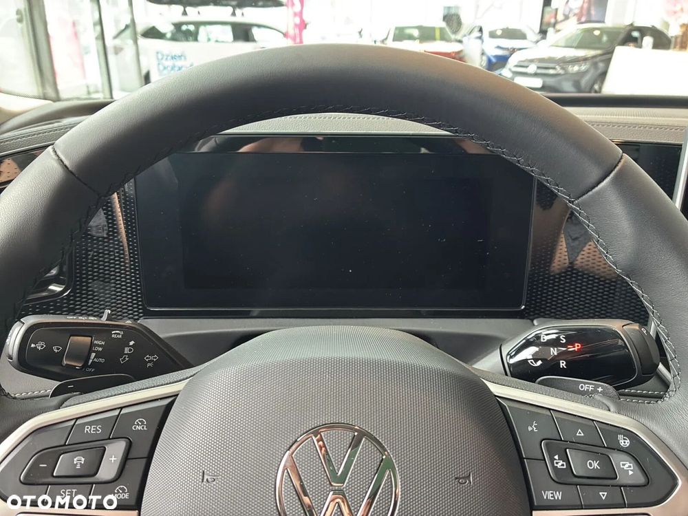 Volkswagen Tiguan - 14