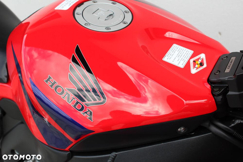 Honda CBR - 14