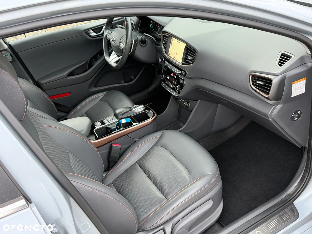 Hyundai IONIQ Premium - 9