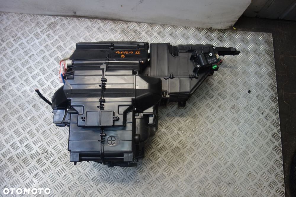 NAGRZEWNICA OPEL AGILA B II - 1