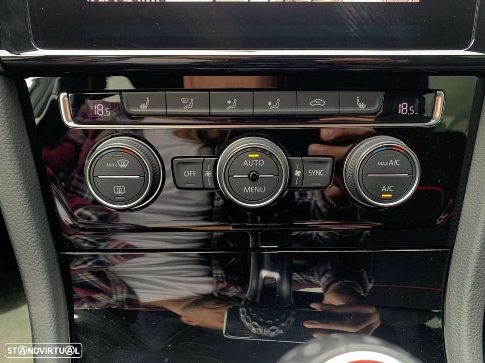 VW Golf 2.0 TSI GTI Performance - 25