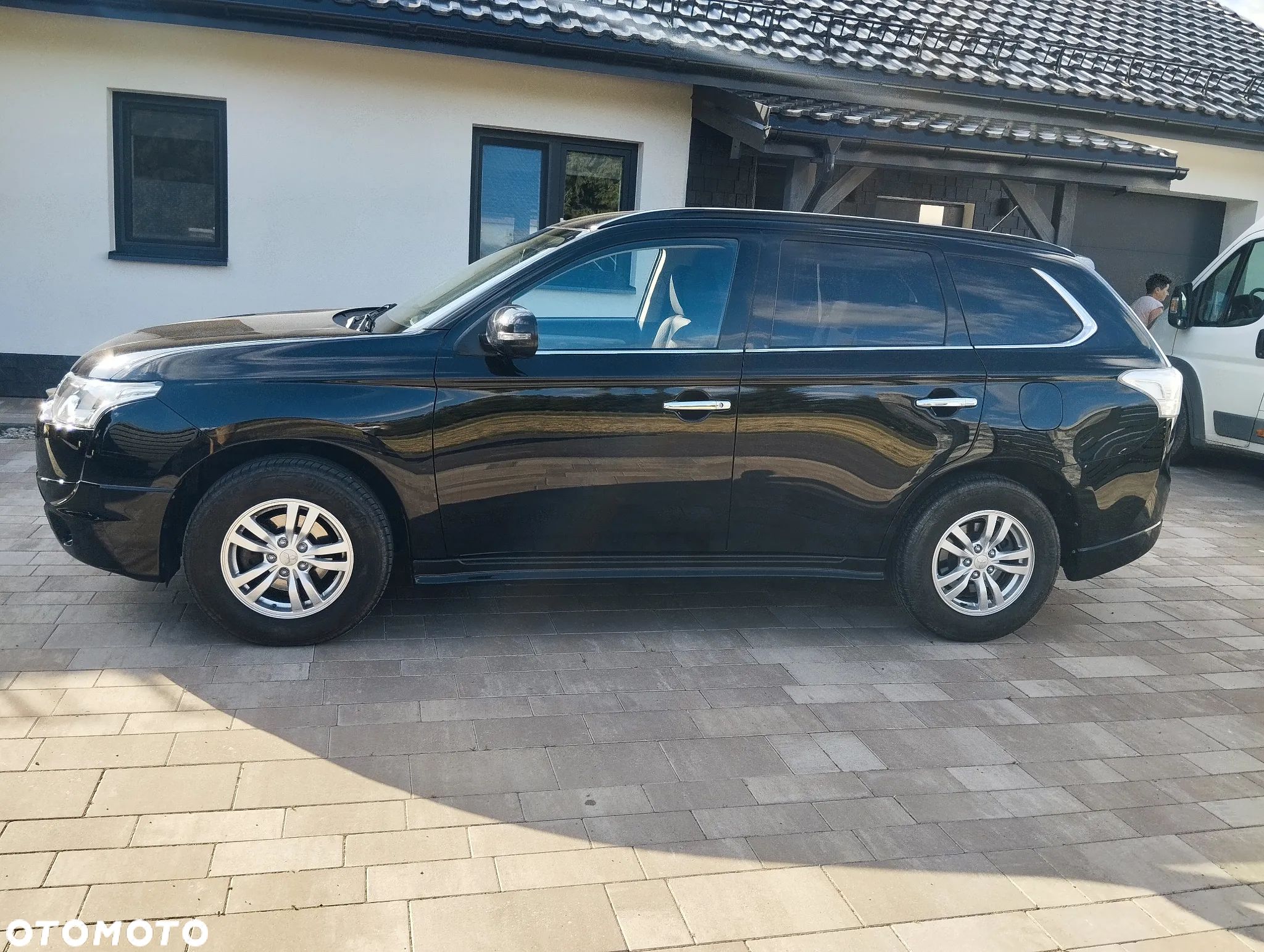 Mitsubishi Outlander 2.0 2WD Edition - 1