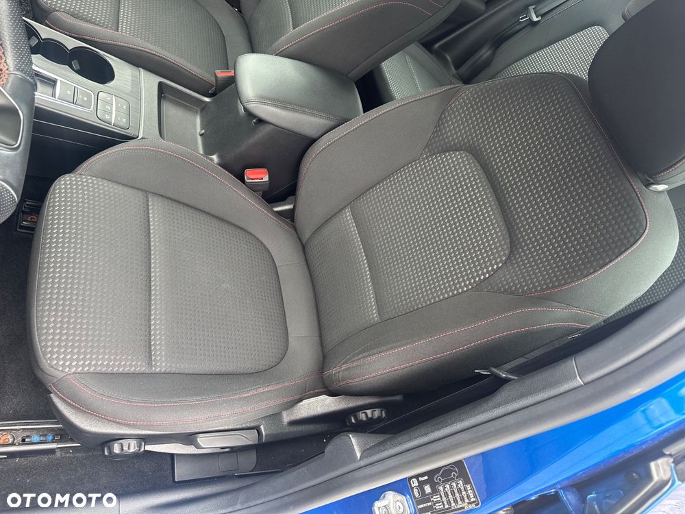 Ford Focus 1.5 EcoBlue Start-Stopp-System ST-LINE - 30