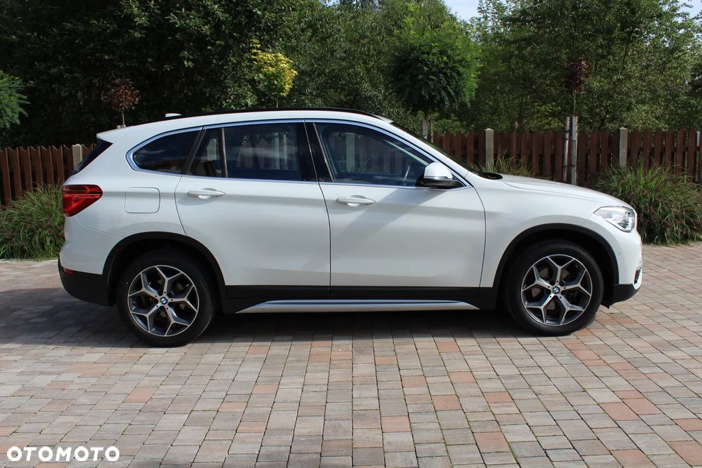 BMW X1 sDrive18i xLine - 3