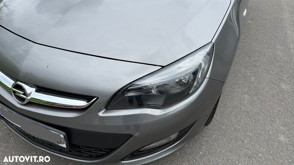 Opel Astra 1.4 Turbo ECOTEC Enjoy - 4