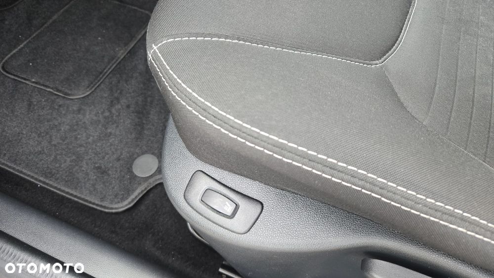 Renault Clio 0.9 Energy TCe Intens+ EU6 - 12