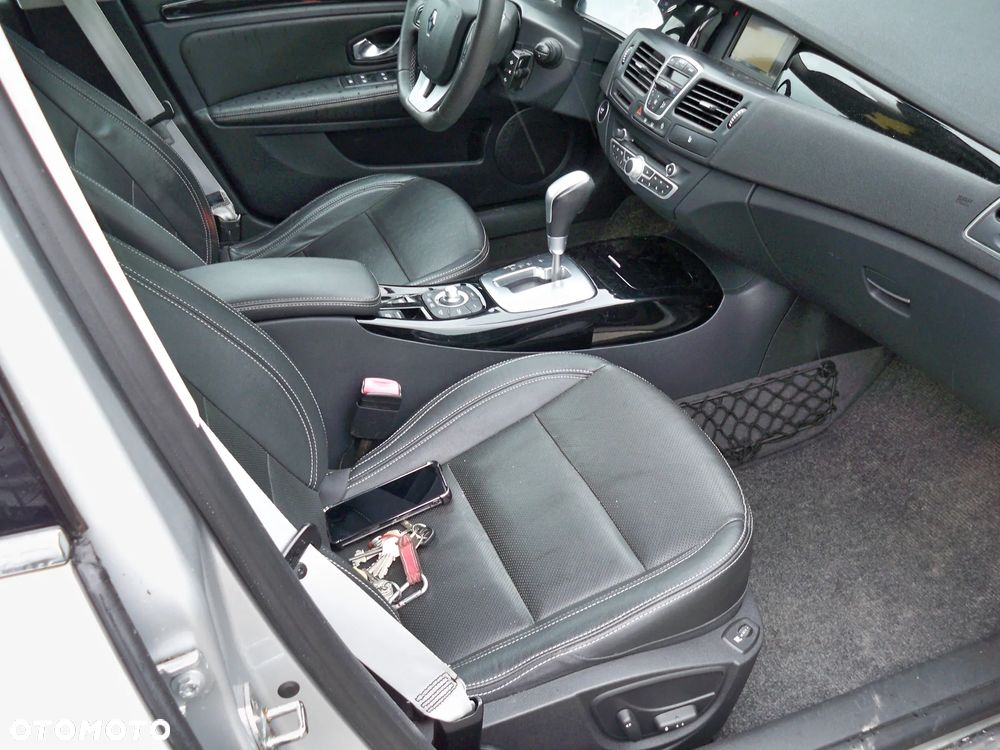 Renault Laguna dCi 175 FAP Bose Edition - 15
