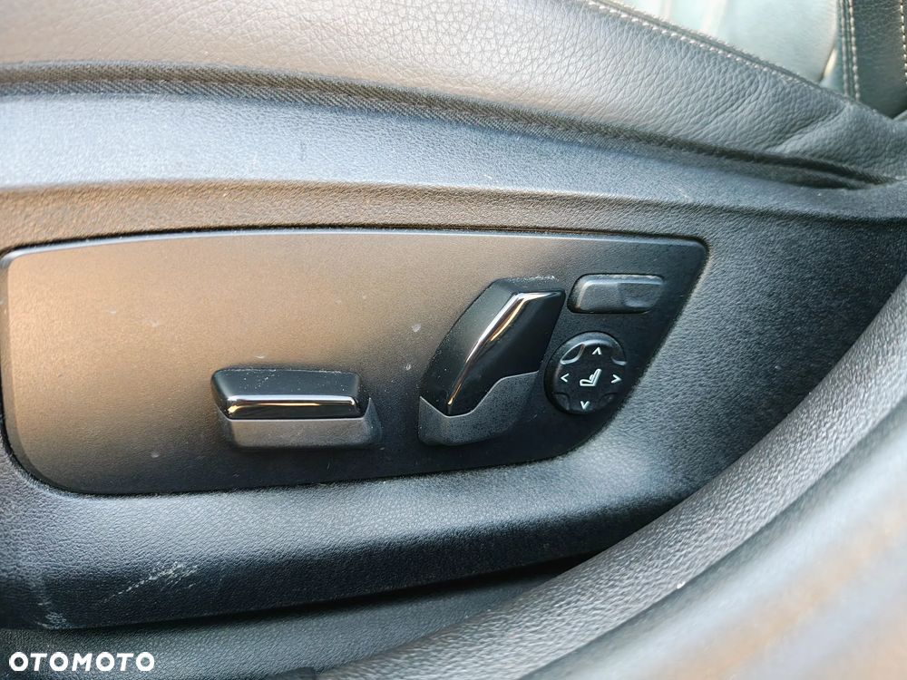 BMW Seria 5 530d xDrive mHEV M Sport sport - 22