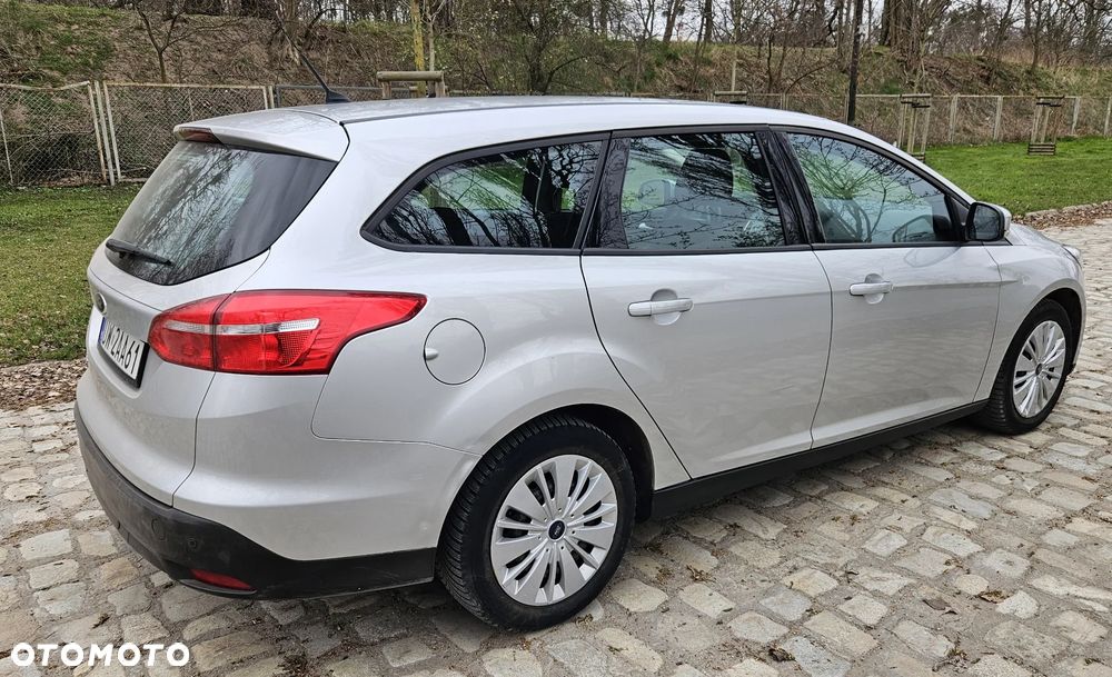 Ford Focus 1.6 SYNC Edition - 5