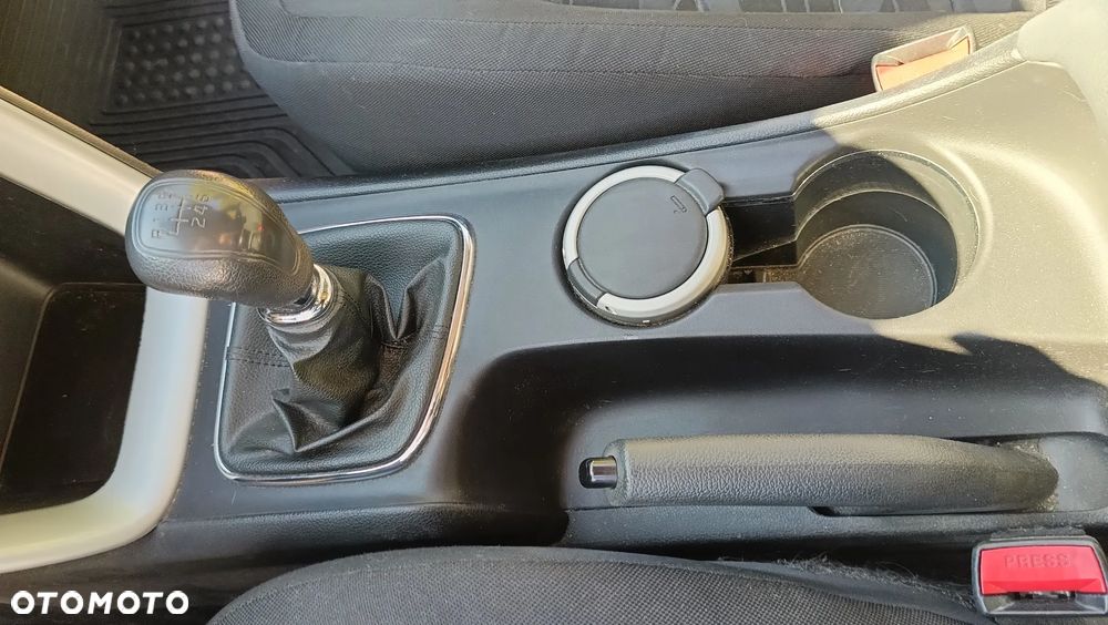 Kia Ceed 1.6 GDI M - 9