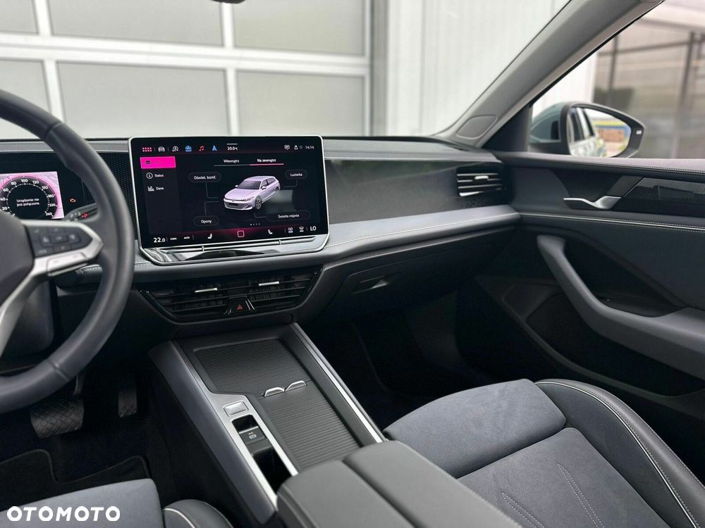 Volkswagen Passat - 14