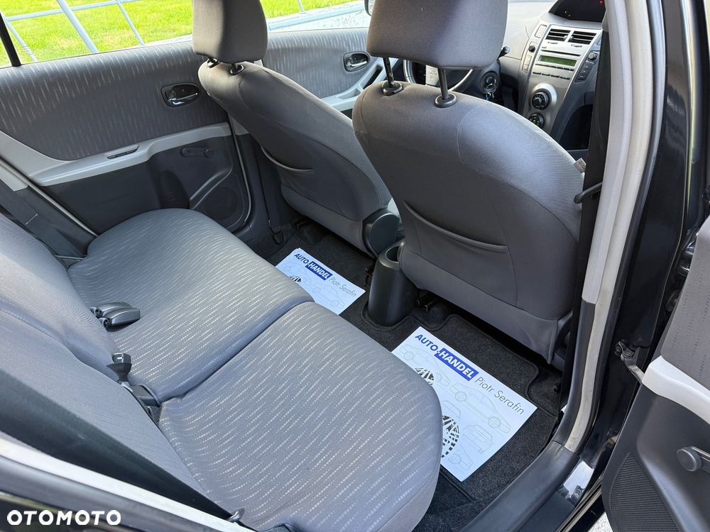 Toyota Yaris 1.33 Sol - 14