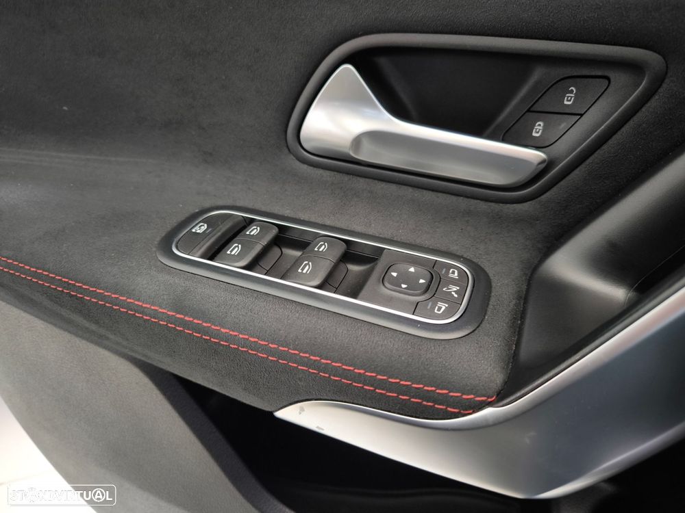 Mercedes-Benz CLA 180 d 7G-DCT AMG Line - 23