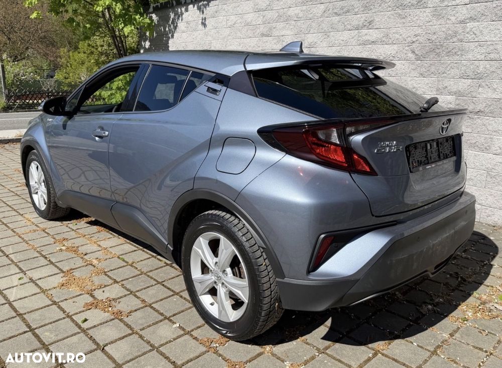 Toyota C-HR Style - 5