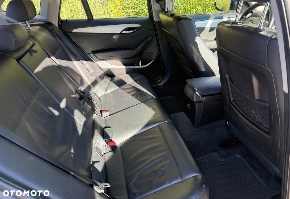BMW X1 xDrive20d - 17