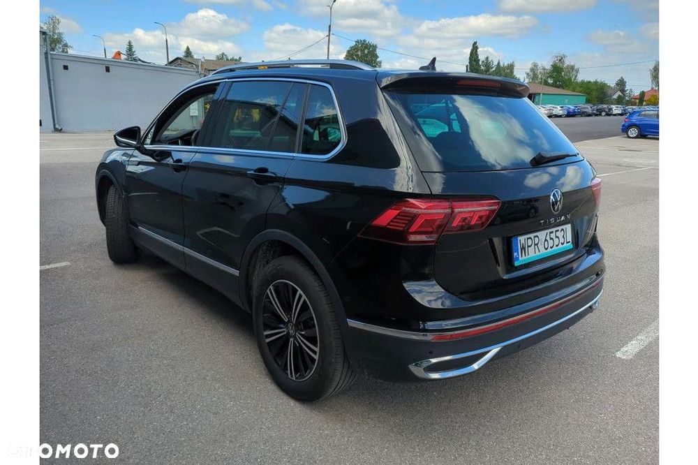Volkswagen Tiguan 2.0 TSI 4Mot Elegance DSG - 2