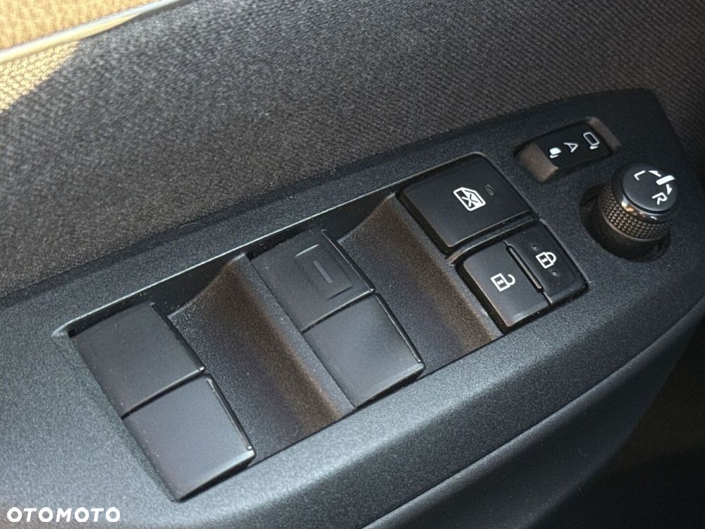 Toyota Yaris Cross Hybrid 1.5 Executive - 19