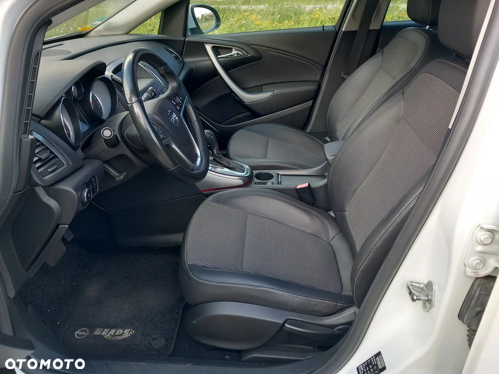 Opel Astra 2.0 CDTI DPF Automatik Sport - 8