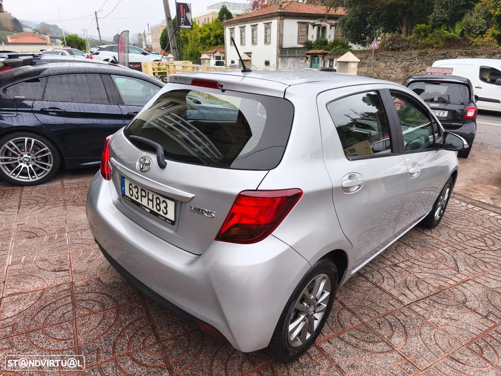 Toyota Yaris 1.4 D-4D Comfort 99g - 9