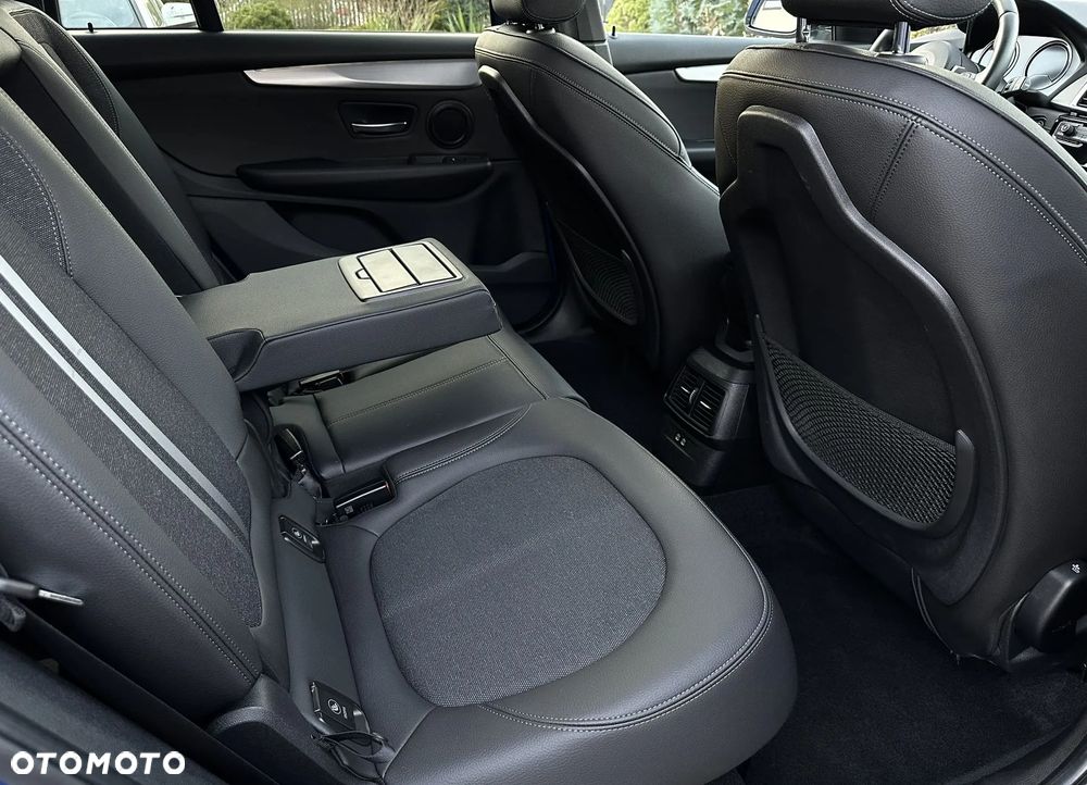 BMW Seria 2 218i GT M Sport - 30