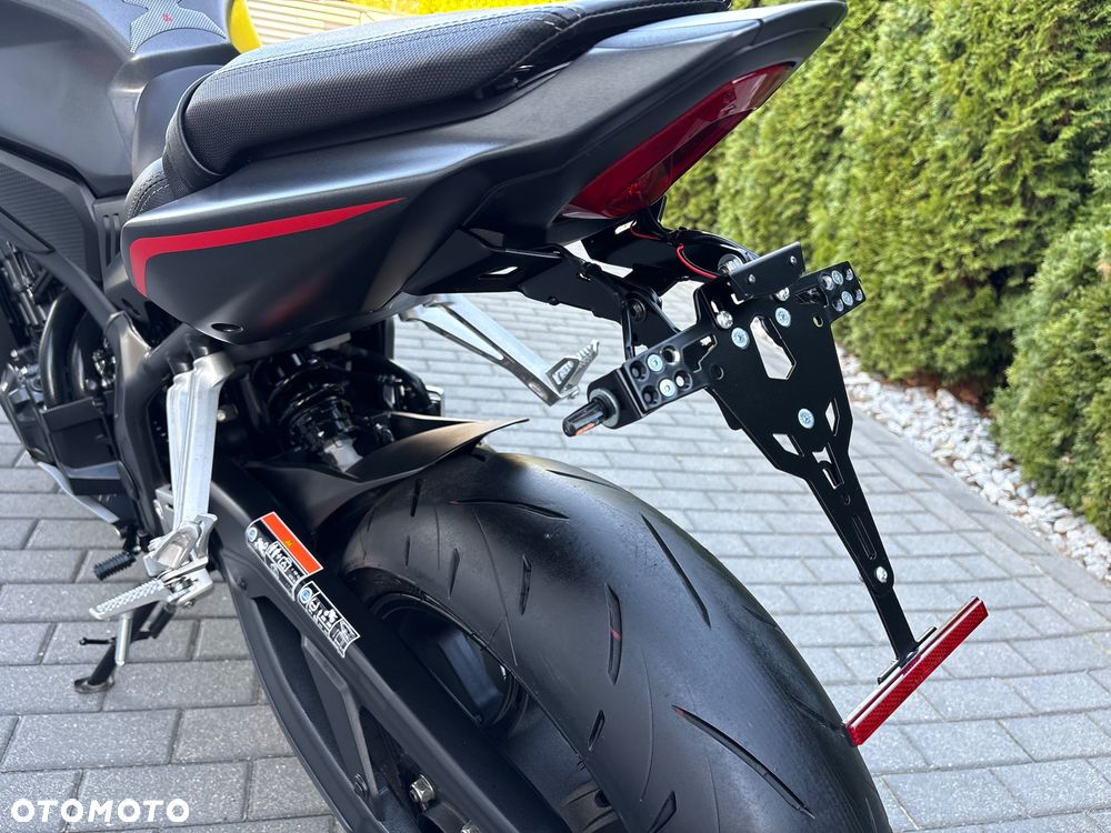 Honda CBR - 22