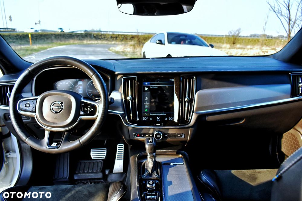 Volvo V90 D4 Geartronic R Design - 6