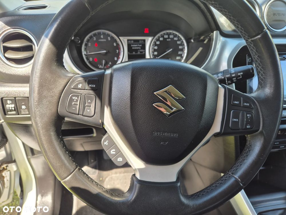 Suzuki Vitara 1.6 (4x2) Comfort+ - 13